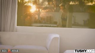 سكس مترجم -  نيك طيز عنيف
