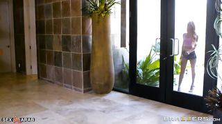 سكس مترجم -  المداعبات اجمل من النيك