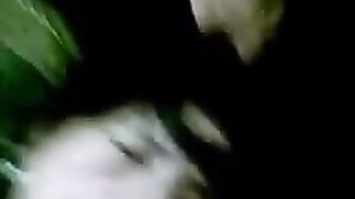 تقبل قدميه - علاقة غرامية بين رجل اعمال مصري و حبيبته في مقطع جنس ساخن