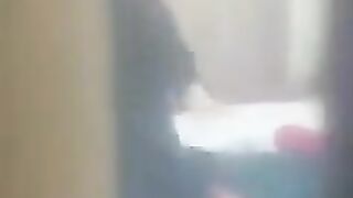 سكس مع ميلف من سوريا على السرير تصوير مسرب