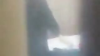 سكس مع ميلف من سوريا على السرير تصوير مسرب