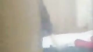 سكس مع ميلف من سوريا على السرير تصوير مسرب