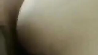 عمر ينيج مرته نوره بنت الحرية